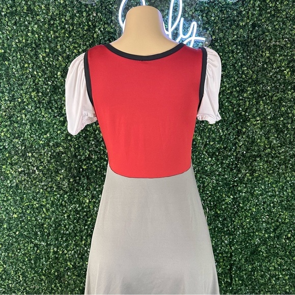 Harry Potter Gryffindor Deluxe Fit & Flare Dress Halloween Costume, Adult S/M - Picture 9 of 12